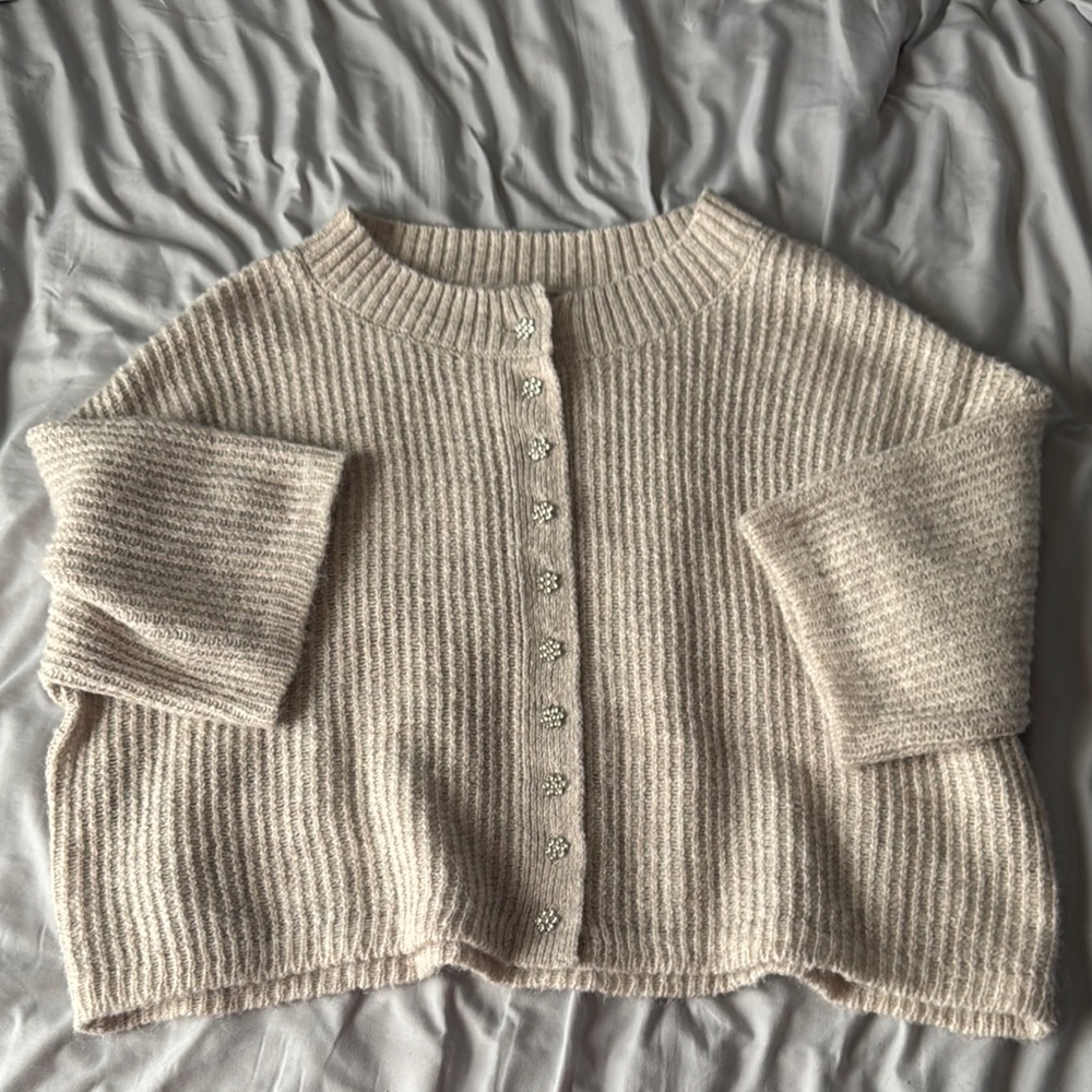 American Eagle Outfitters Cream Cardigan Sweater